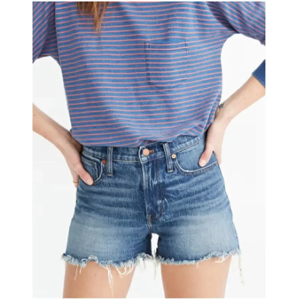 MADEWELL The Perfect Jean Short in Rayburn: Comfort Stretch Edition // 27